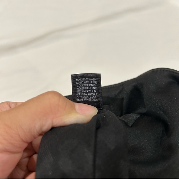 Express Designstudio Mini Black Pencil Skirt size 2 - Picture 9 of 9